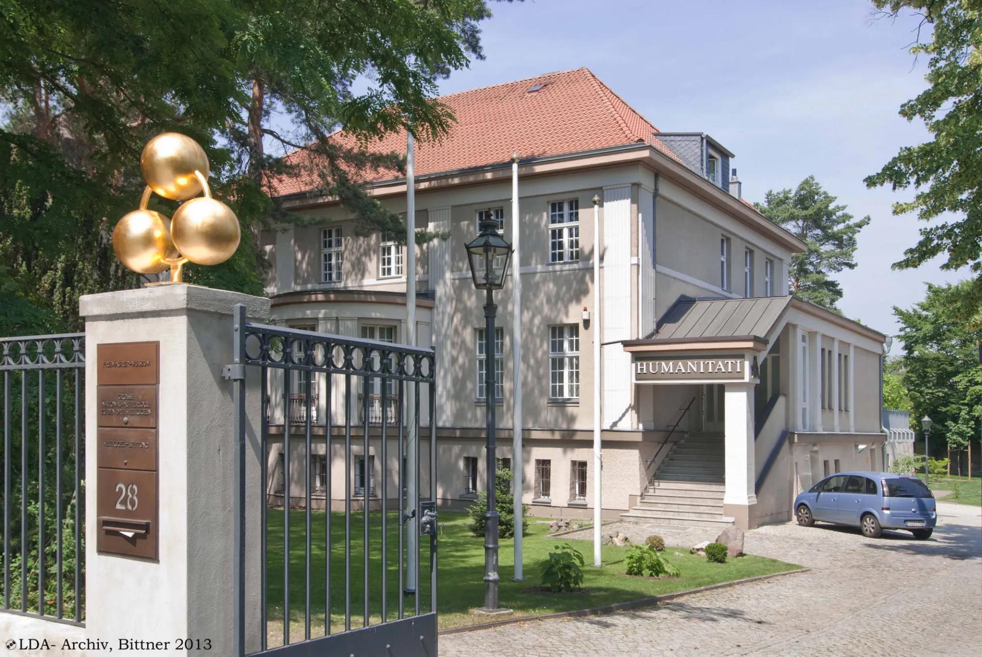 Freimaurerloge Zum schwarzen Adler Berlin - Historisches Logenhaus in Berlin-Charlottenburg